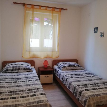 Apartment Sanja Premantura Buitenkant foto